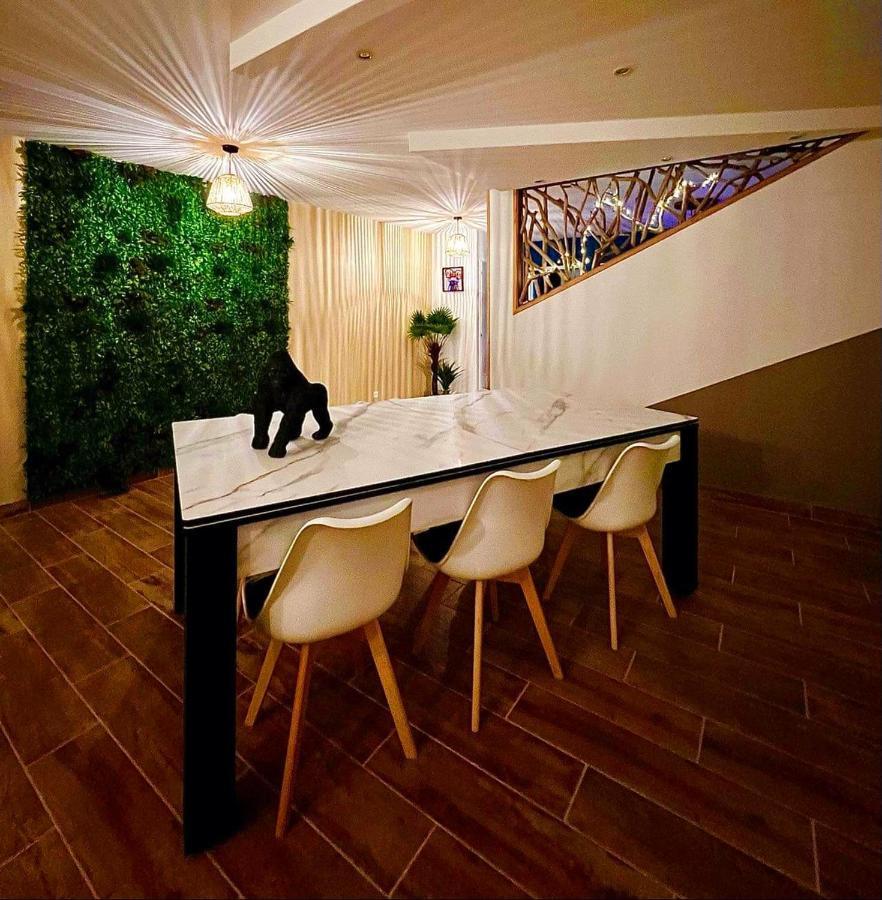 A Fleur De Spa : Maison Chaleureuse Avec Spa Privatif Et Billard. Coulogne Exteriér fotografie